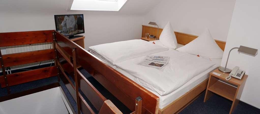 Acora Karlsruhe Zentrum Living The City - Apartments Екстериор снимка