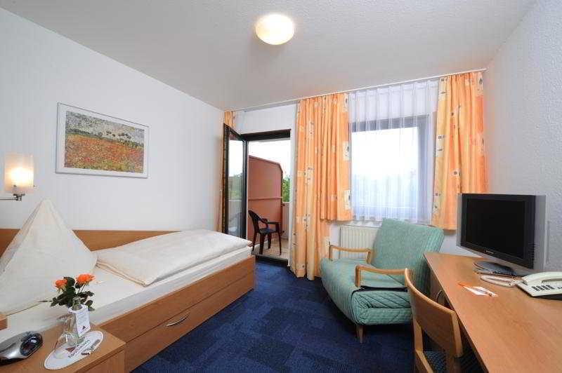 Acora Karlsruhe Zentrum Living The City - Apartments Екстериор снимка