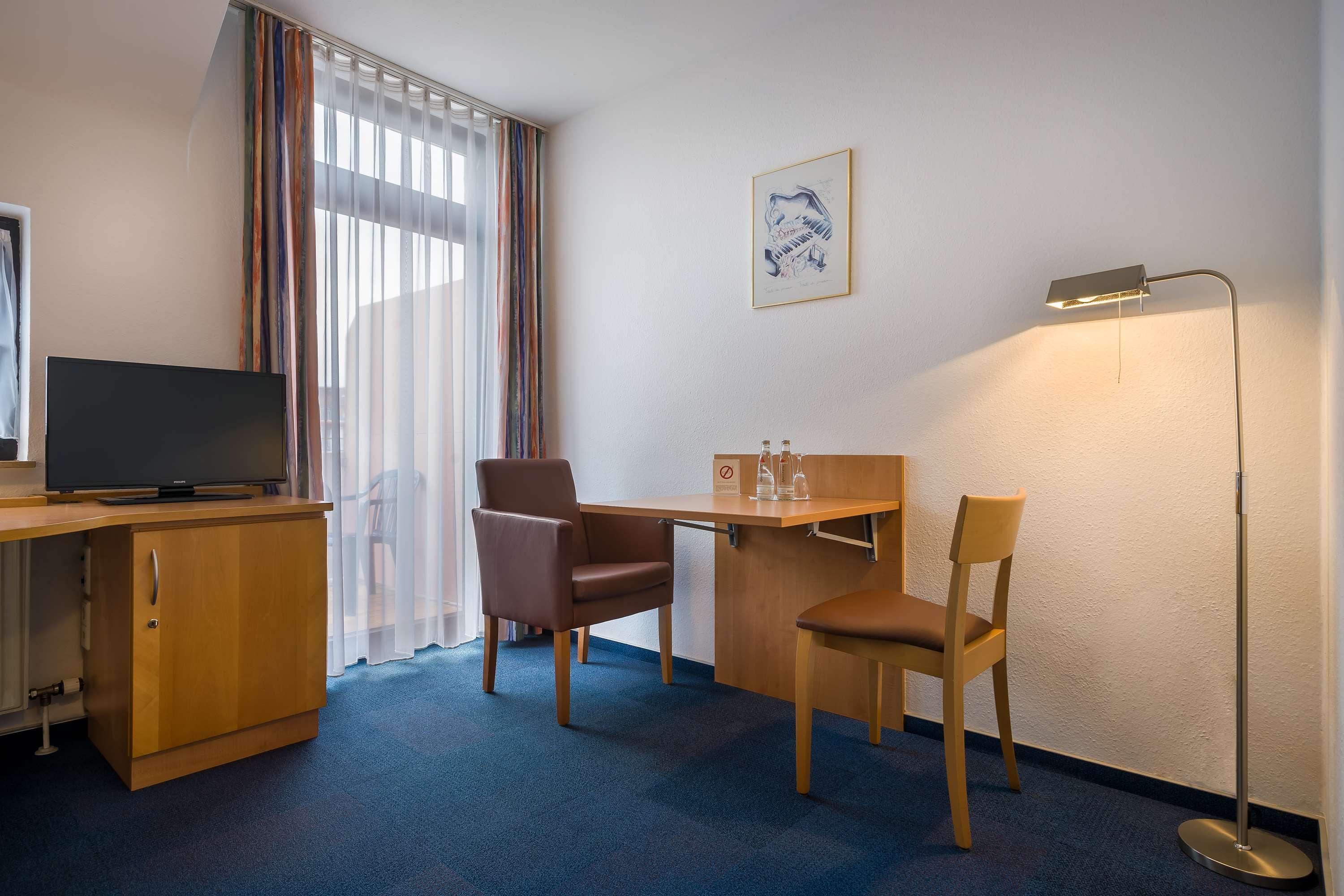 Acora Karlsruhe Zentrum Living The City - Apartments Екстериор снимка