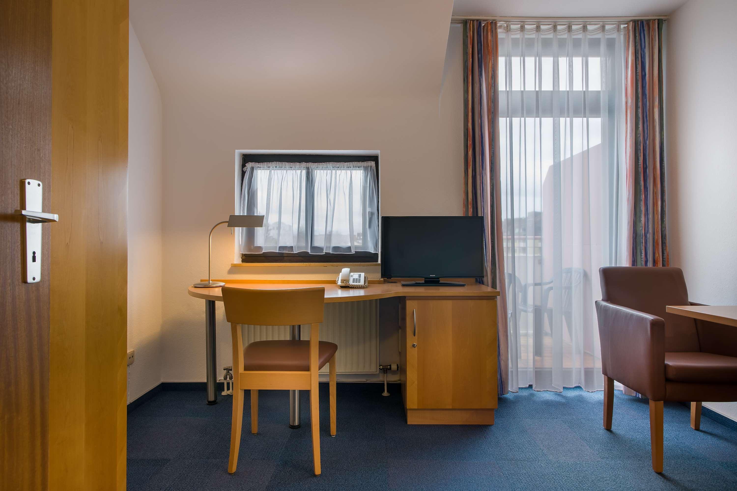 Acora Karlsruhe Zentrum Living The City - Apartments Екстериор снимка